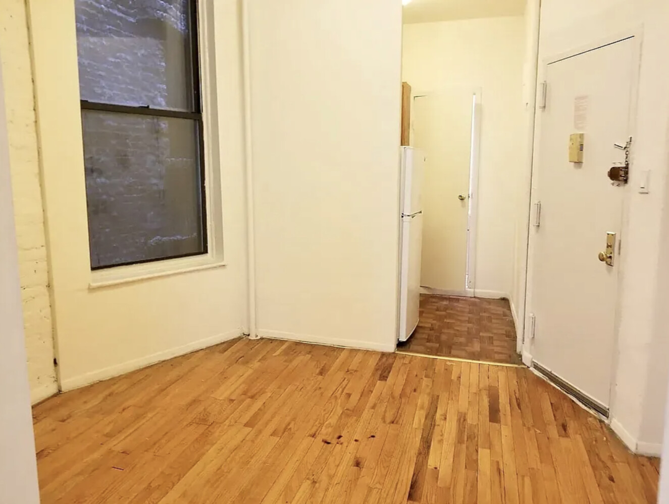 230 E 25TH Street 4E