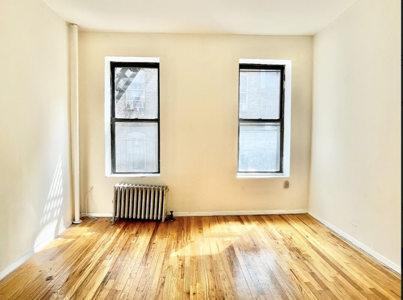 230 E 25TH Street 4E