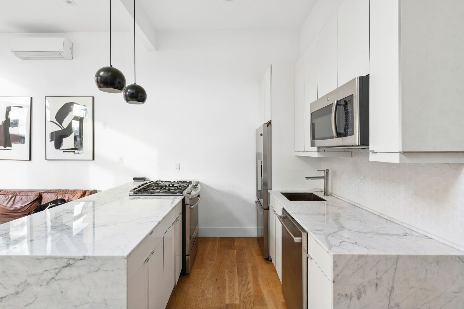 622 GRAND Avenue 303