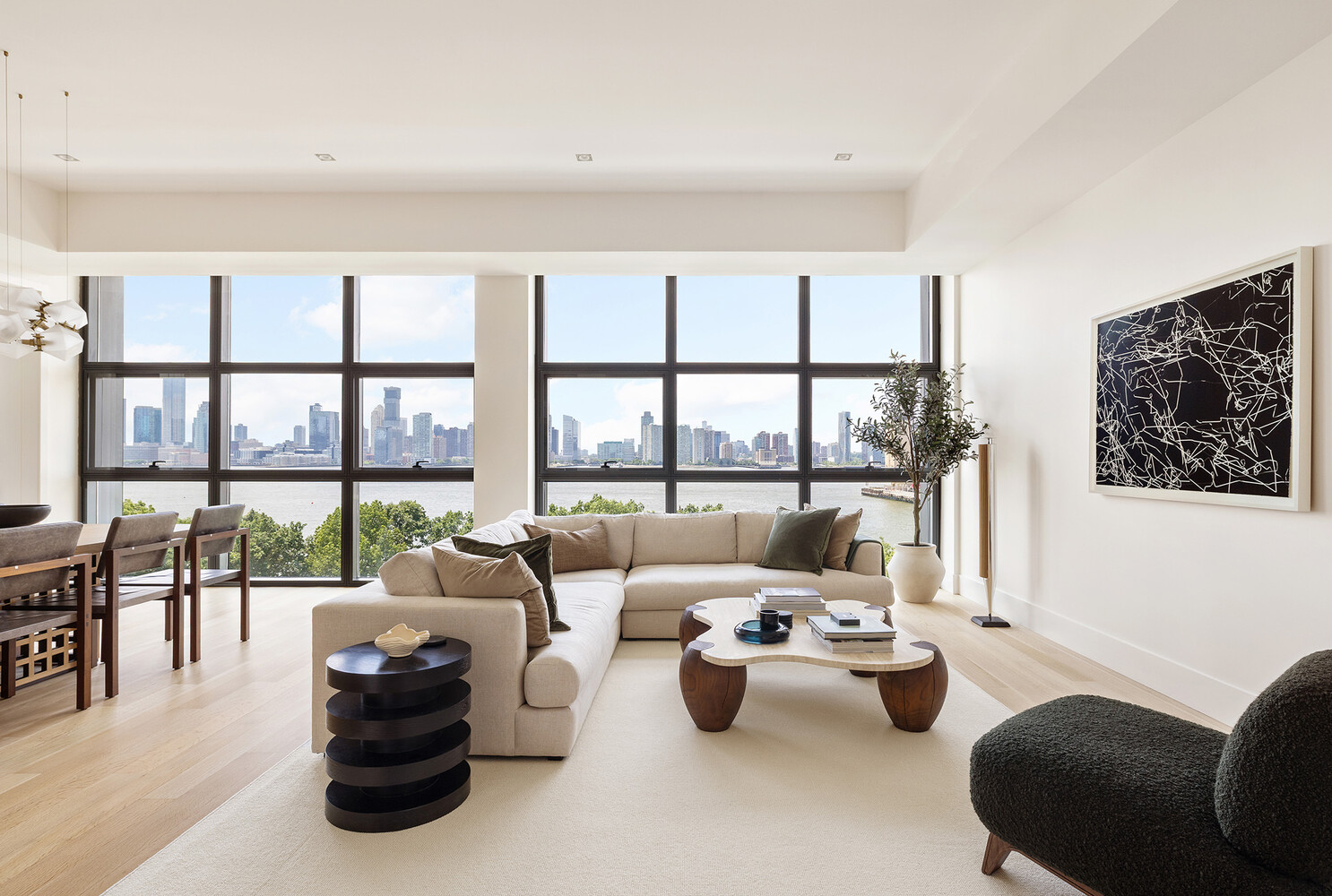 290 WEST Street 5B