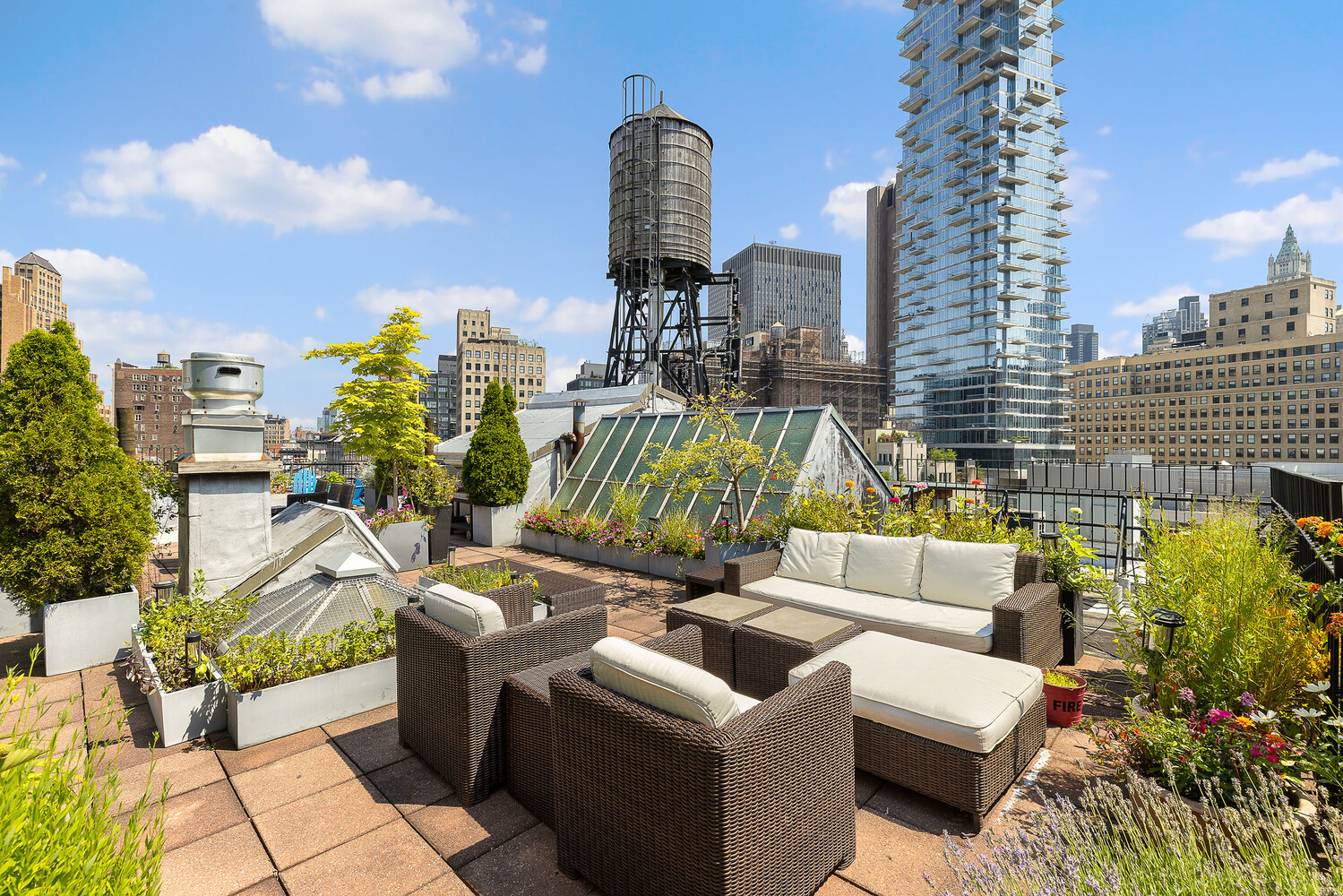 6 VARICK Street 2B