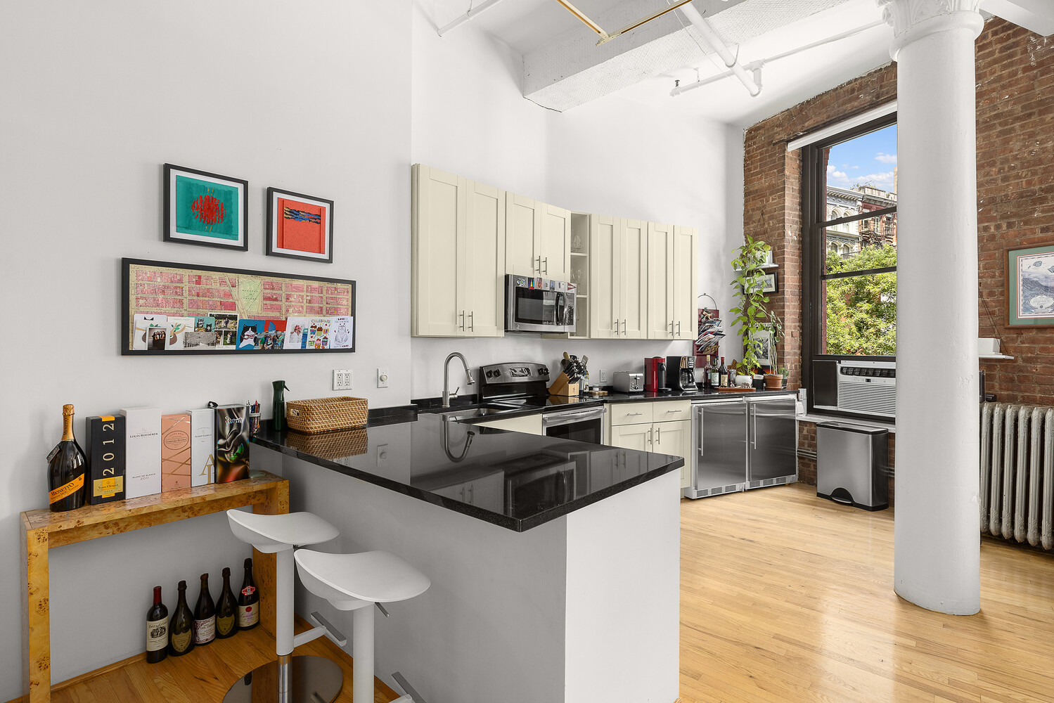 6 VARICK Street 2B