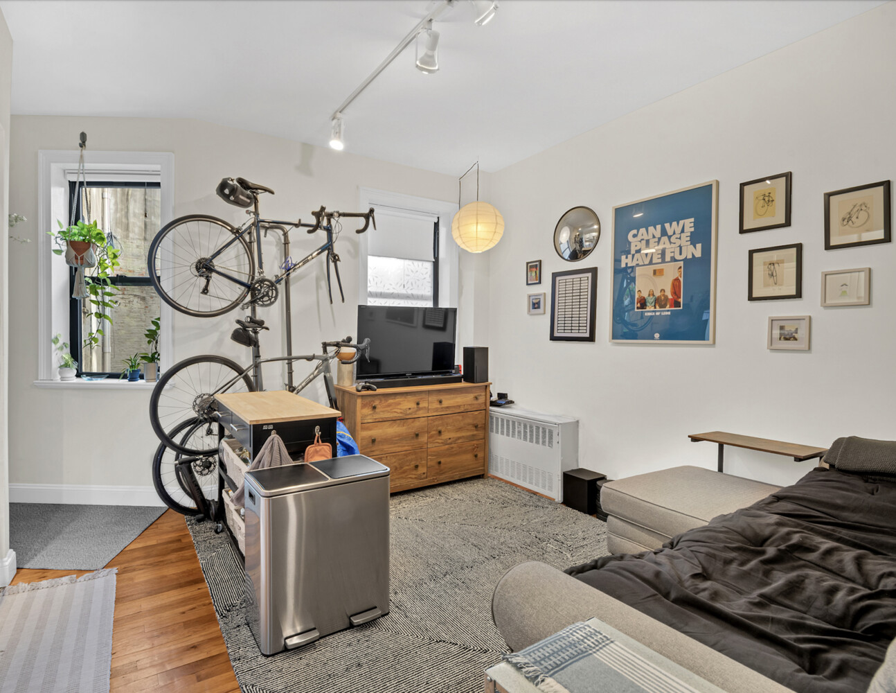 233 E 12TH Street 5B
