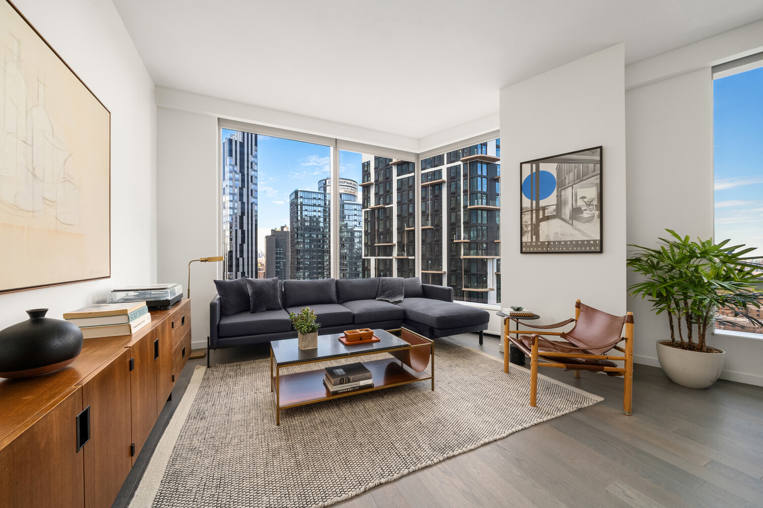 1 CITY Point 31E