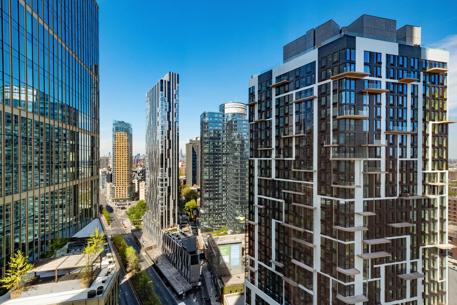 1 CITY Point 31E