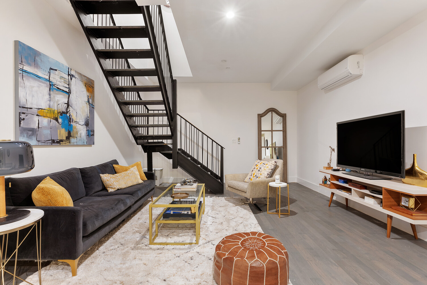 416 W 52ND Street 225