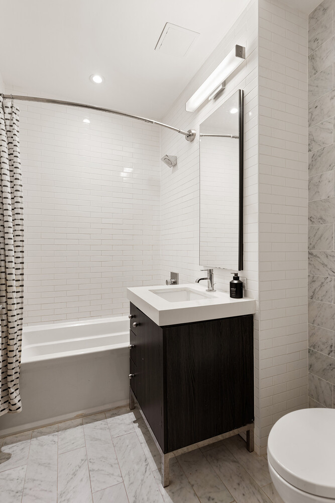 416 W 52ND Street 225