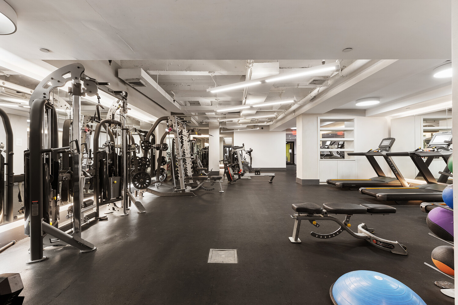 416 W 52ND Street 225