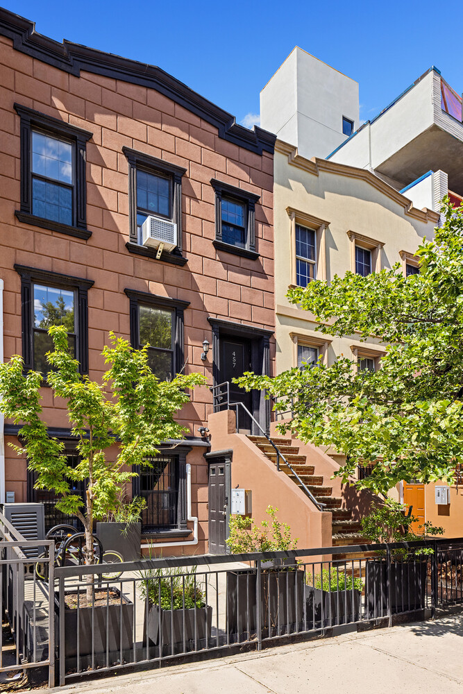 457 LEXINGTON Avenue
