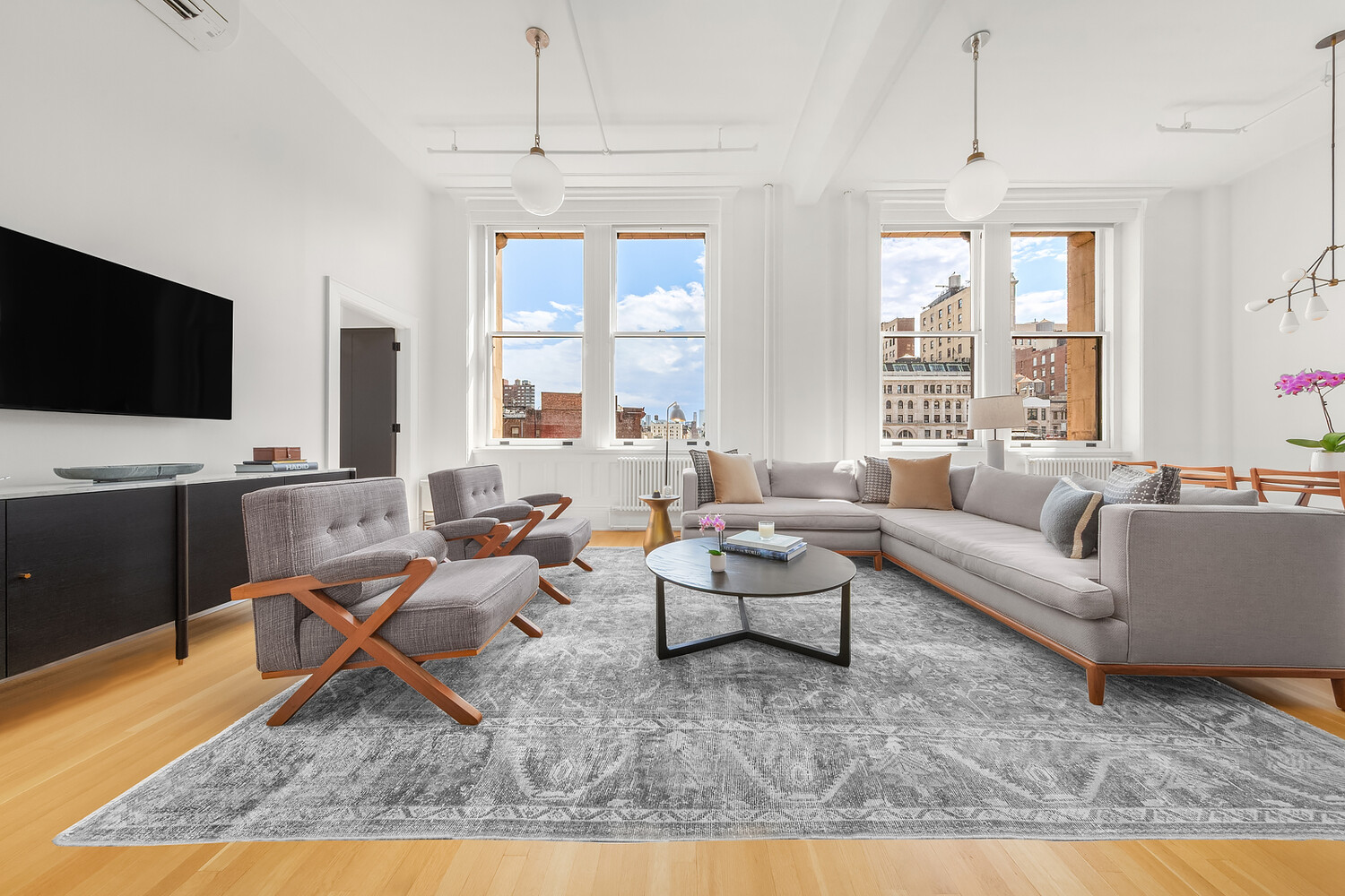 874 BROADWAY 605