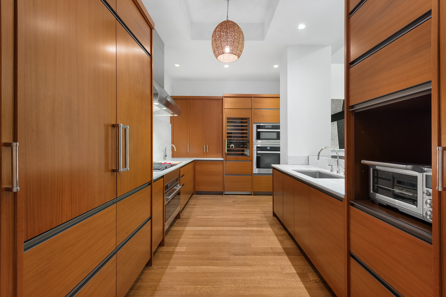 150 CHARLES Street M2