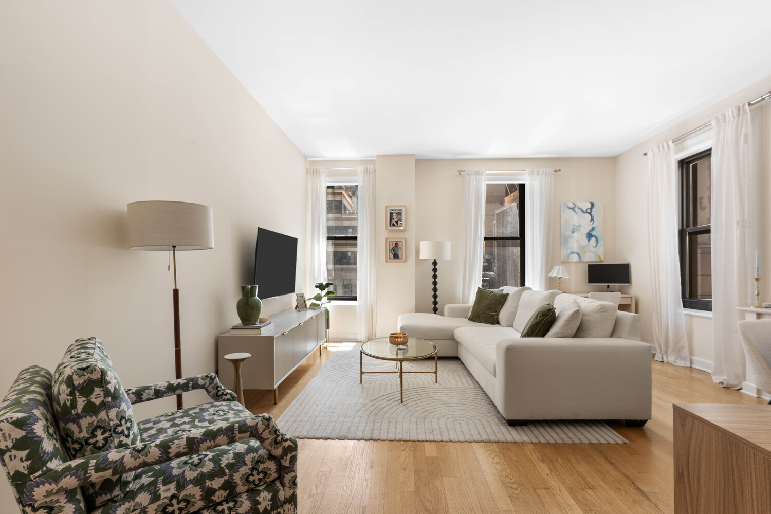 56 PINE Street 9A