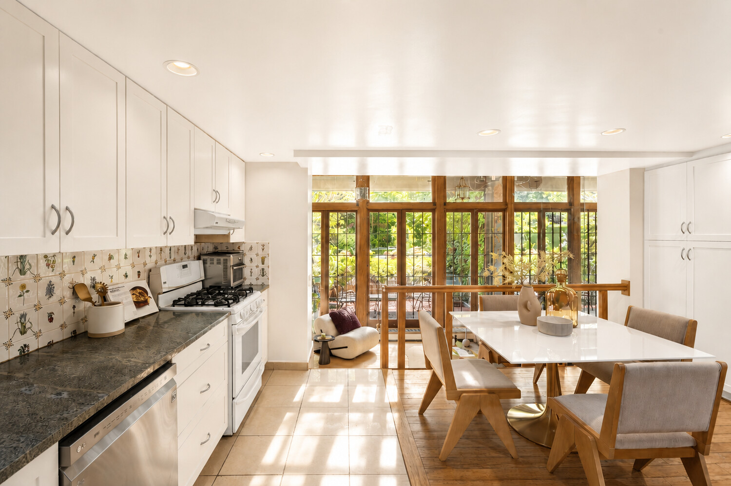 437 W 43RD Street 1G