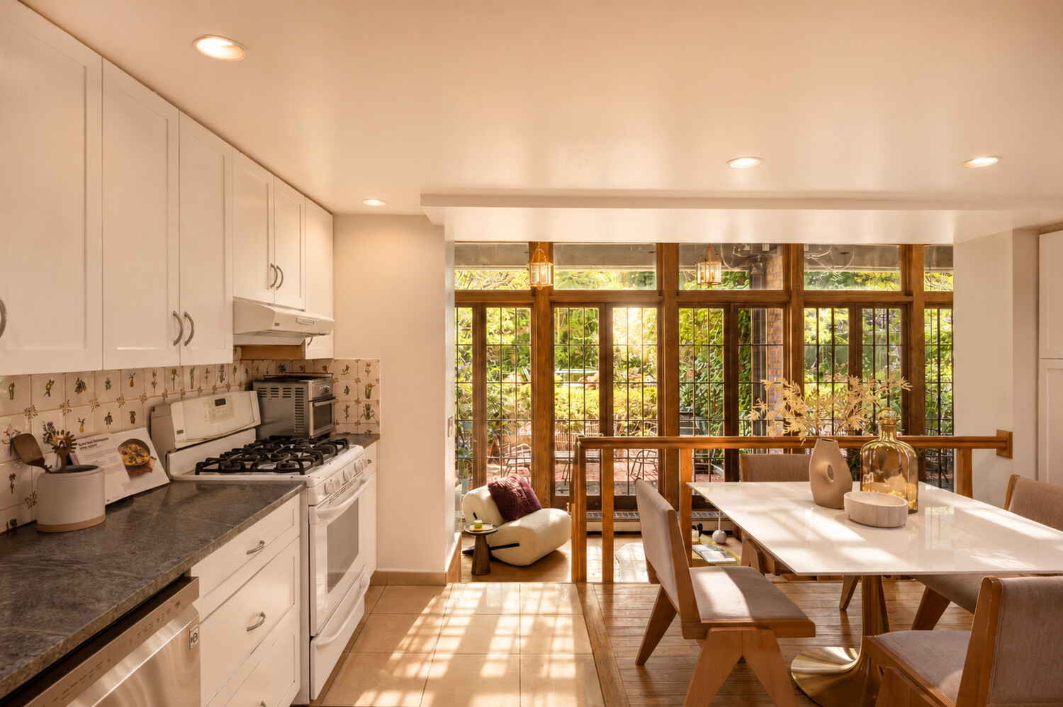 437 W 43RD Street 1G