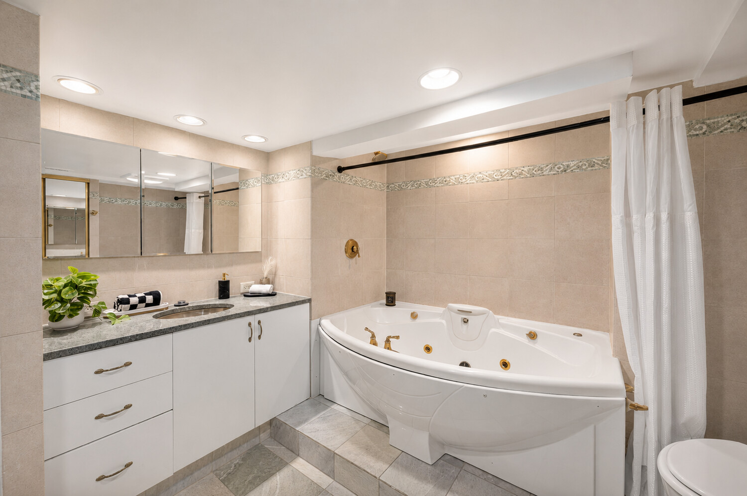 437 W 43RD Street 1G
