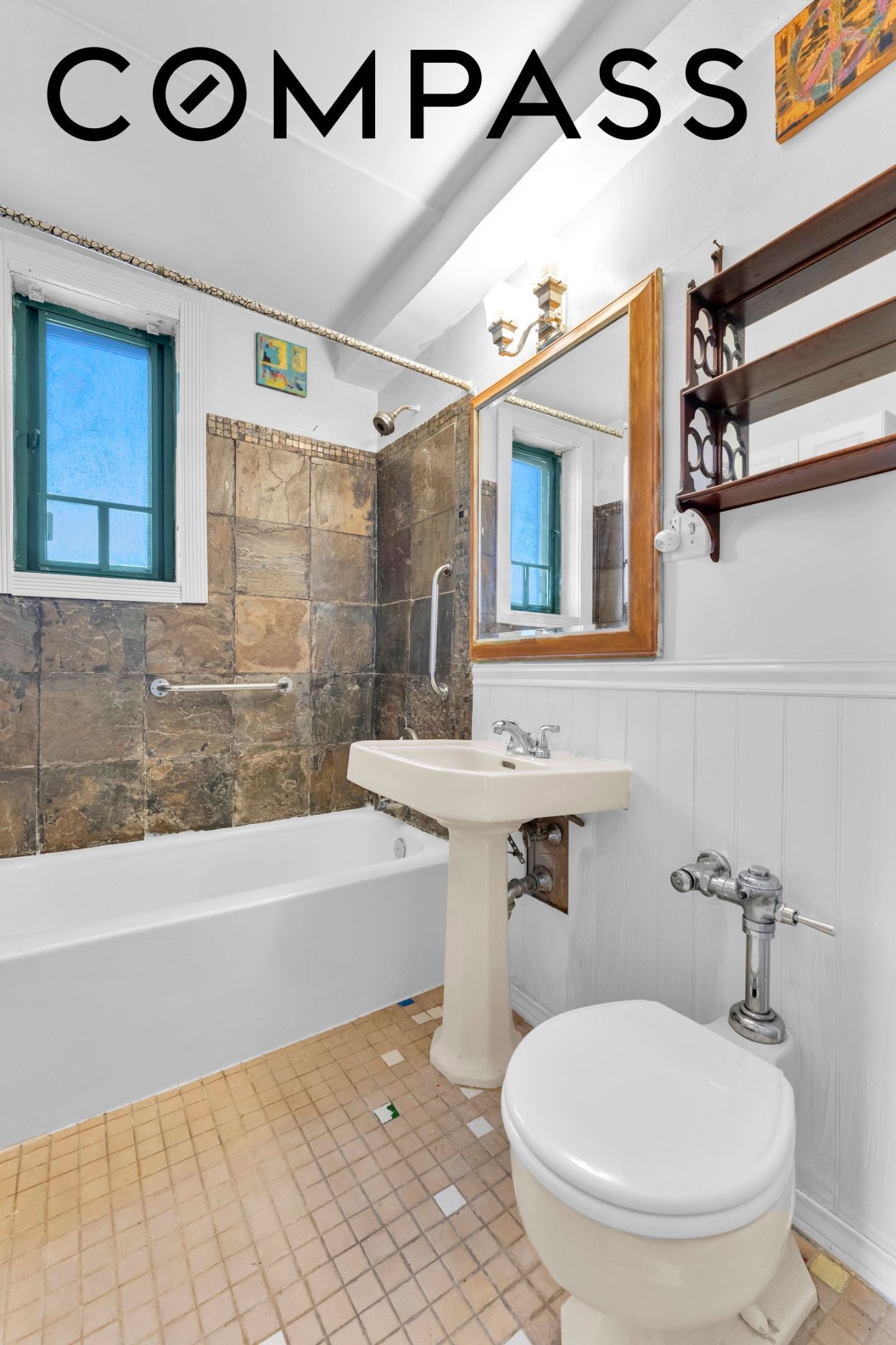5 Metropolitan Oval 11B