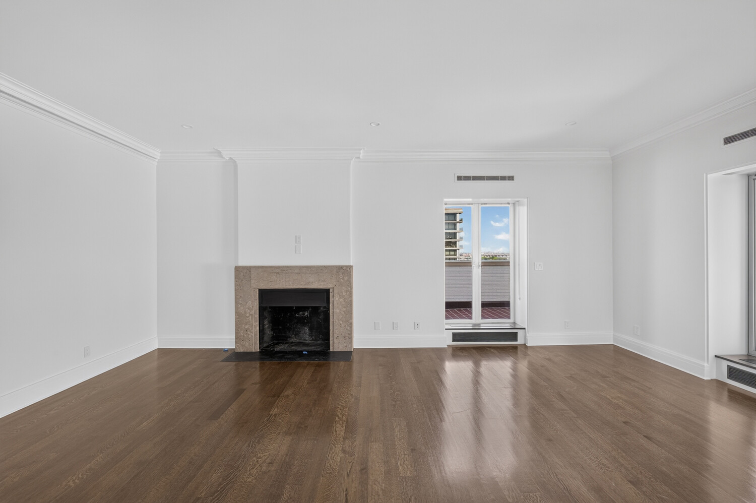 544 E 86TH Street PHE