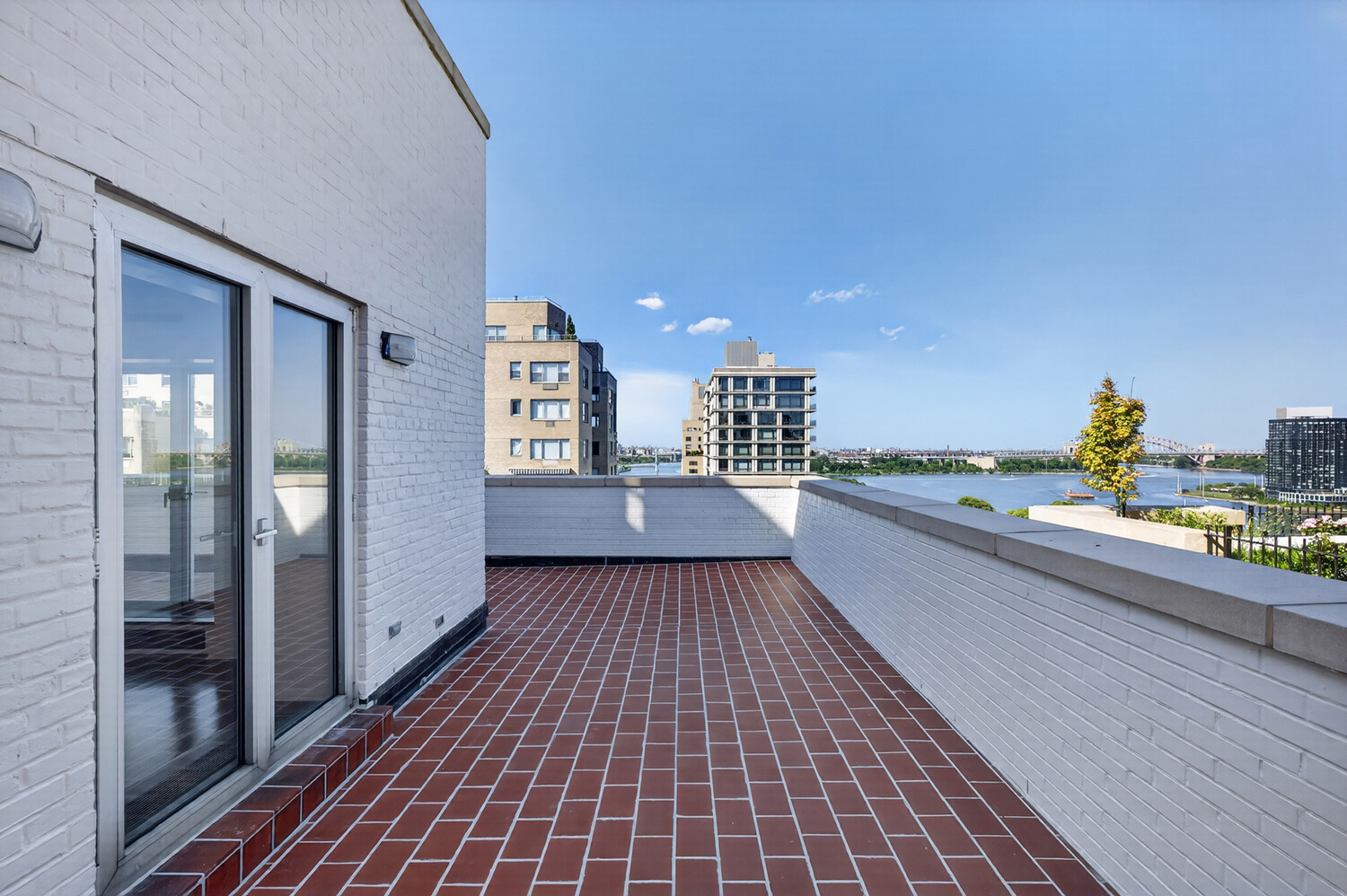 544 E 86TH Street PHE