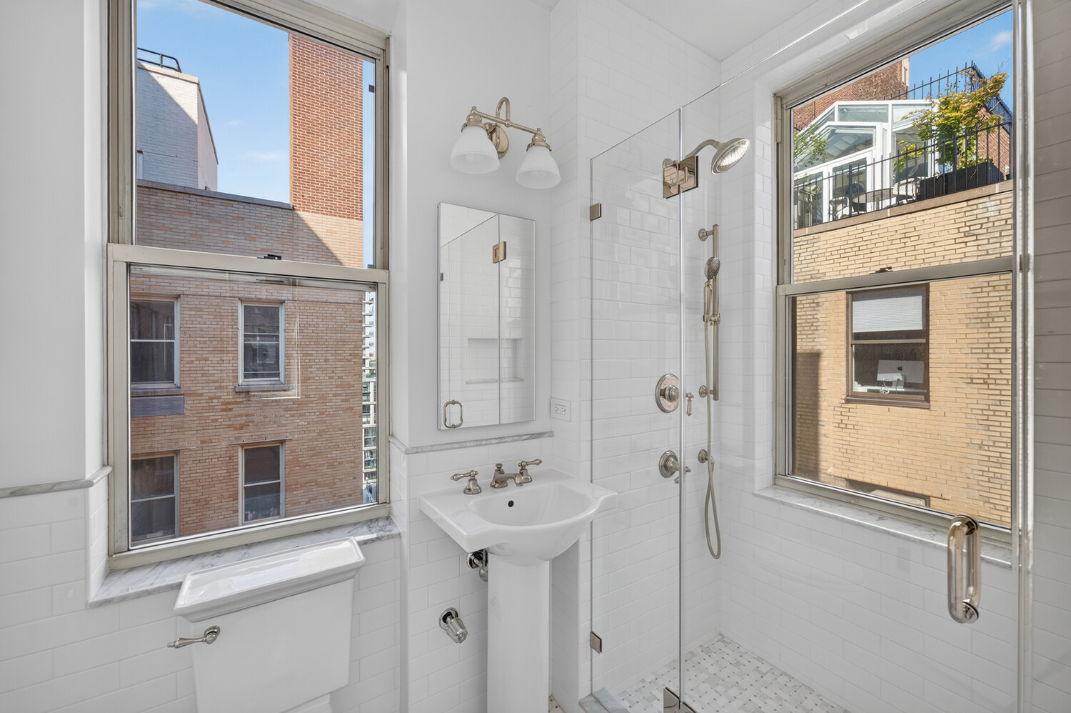 544 E 86TH Street PHE