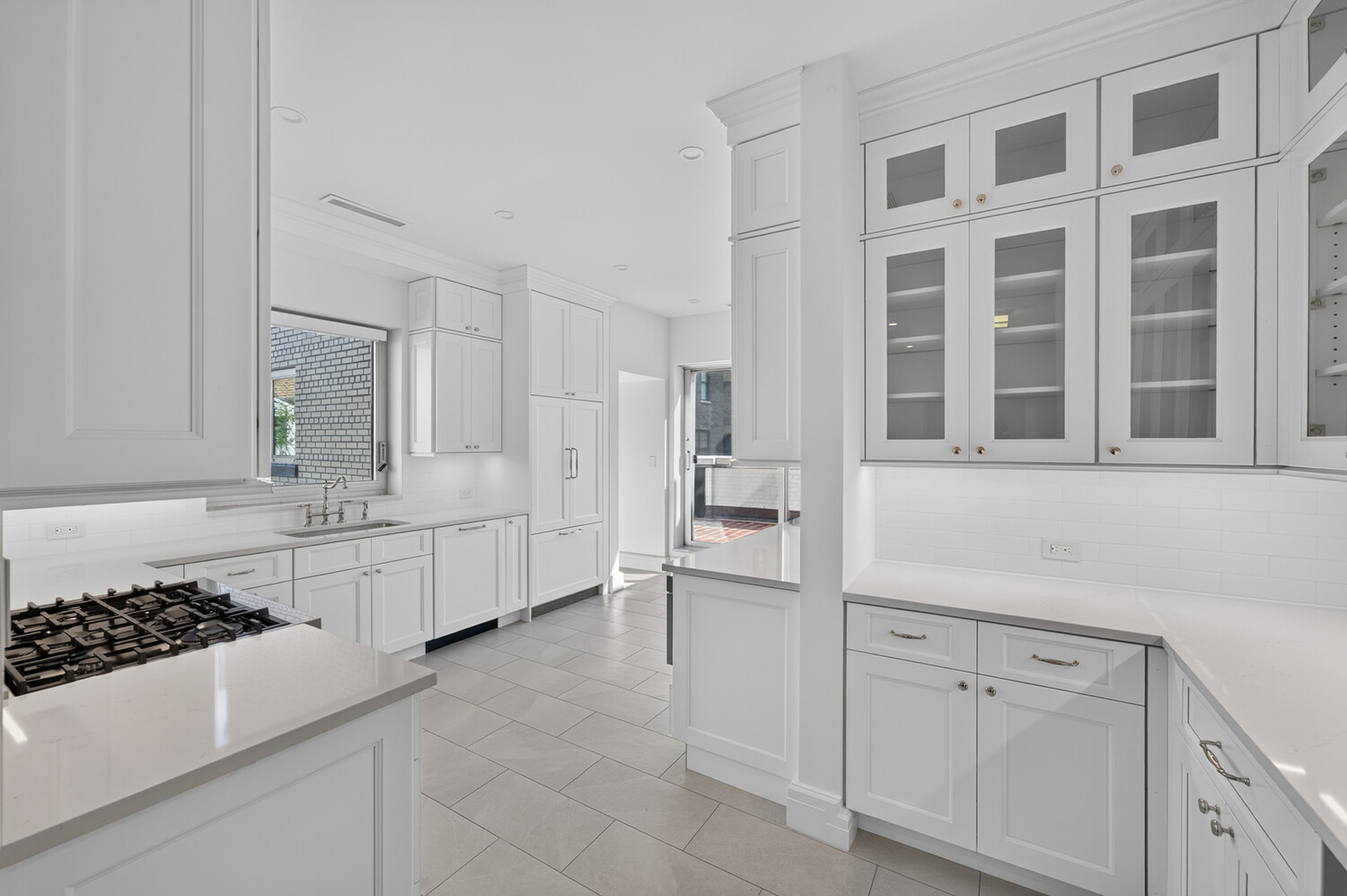 544 E 86TH Street PHE