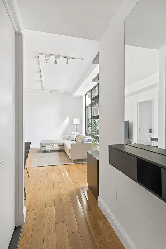 310 W 52ND Street 5A