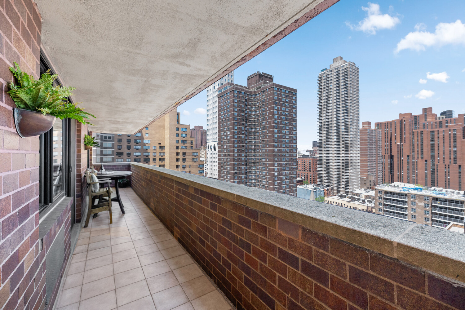 233 E 86TH Street 20B
