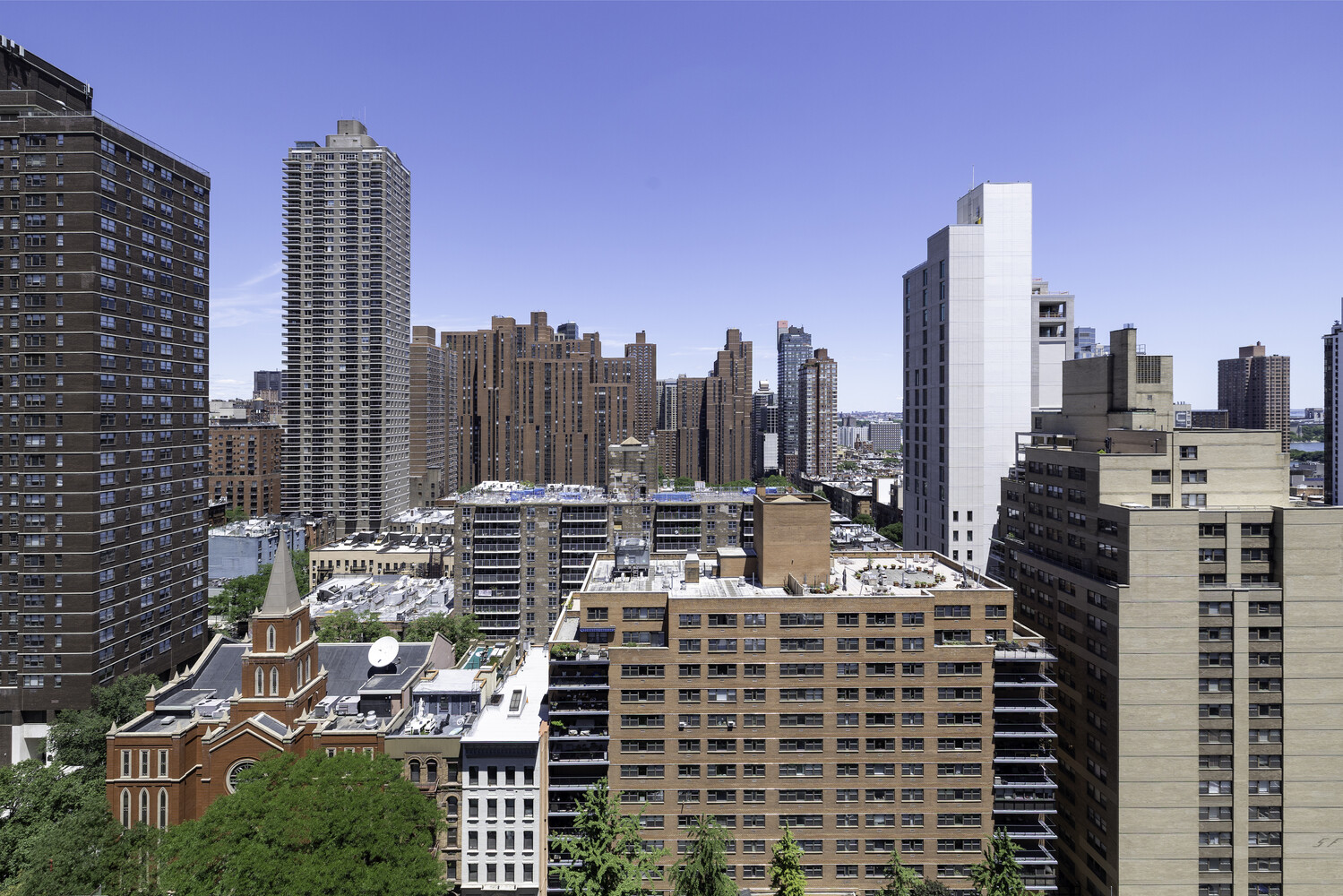 233 E 86TH Street 20B