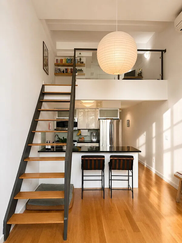 236 N 7TH Street 2R