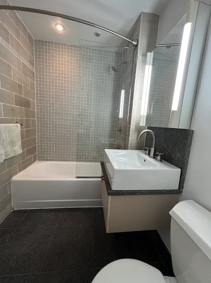 120 GREENWICH Street 6B