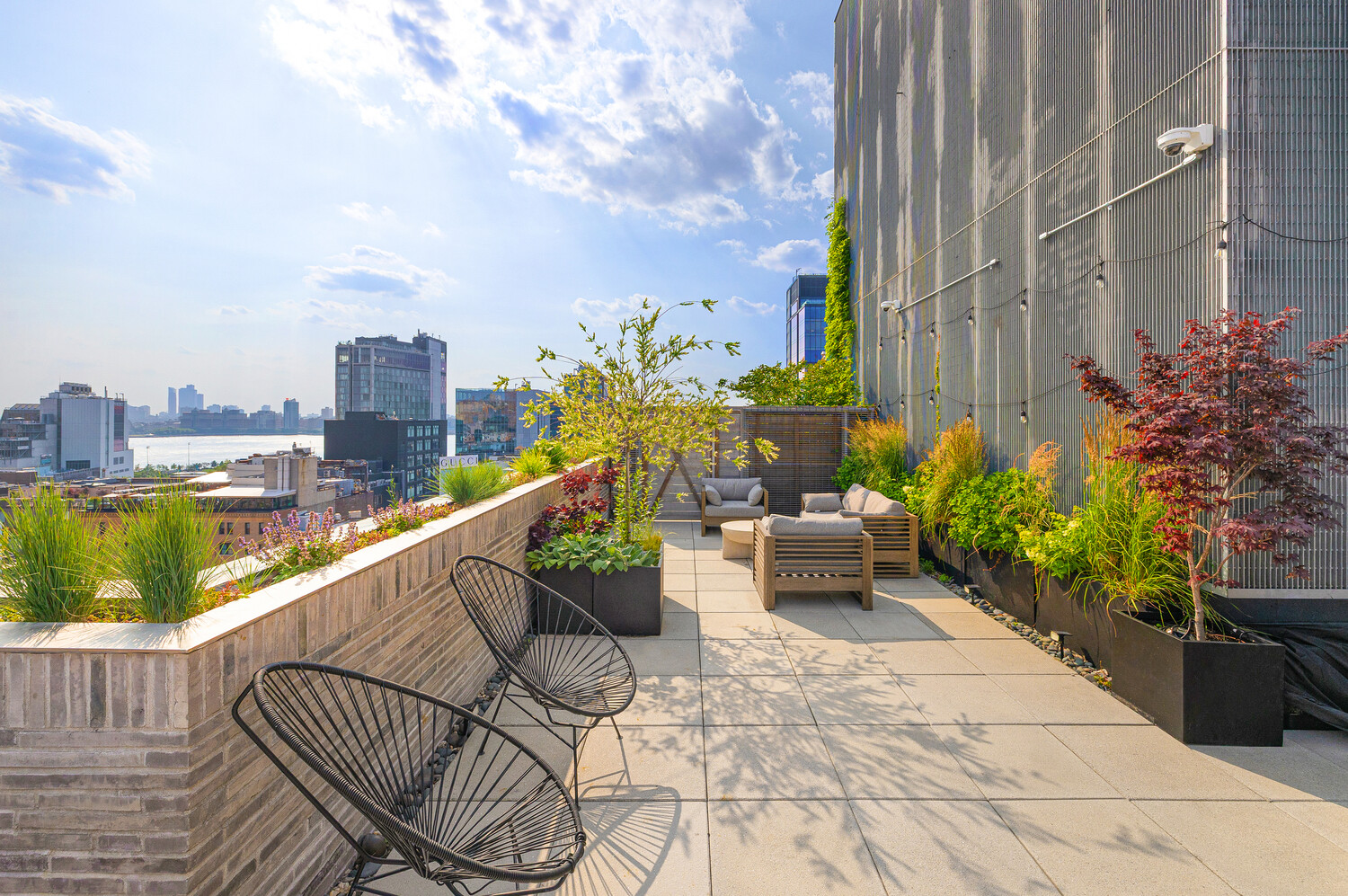 345 W 14TH Street PHW