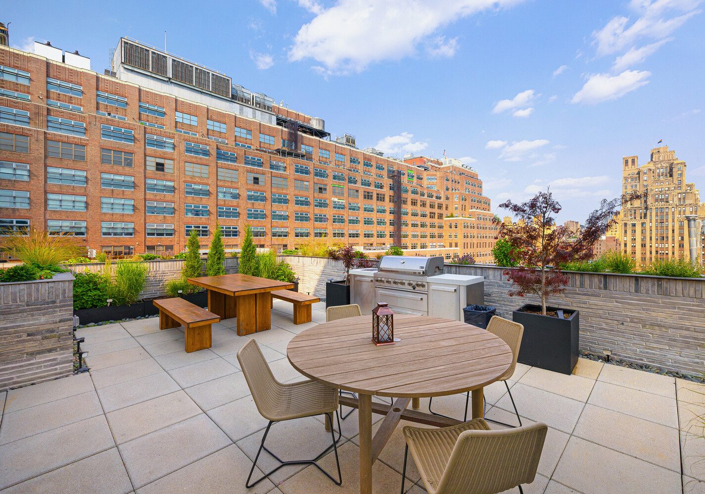 345 W 14TH Street PHW