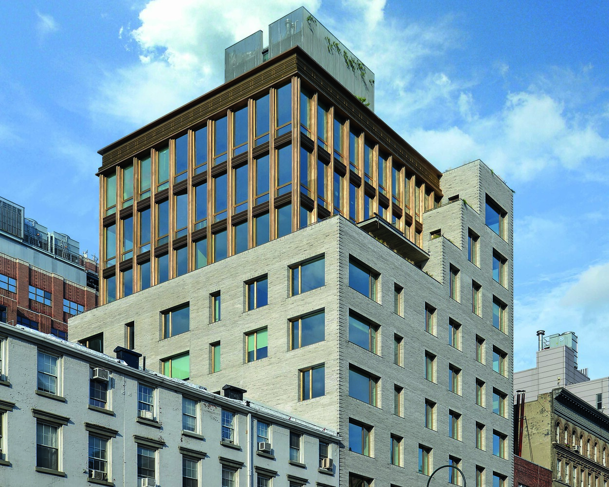 345 W 14TH Street PHW