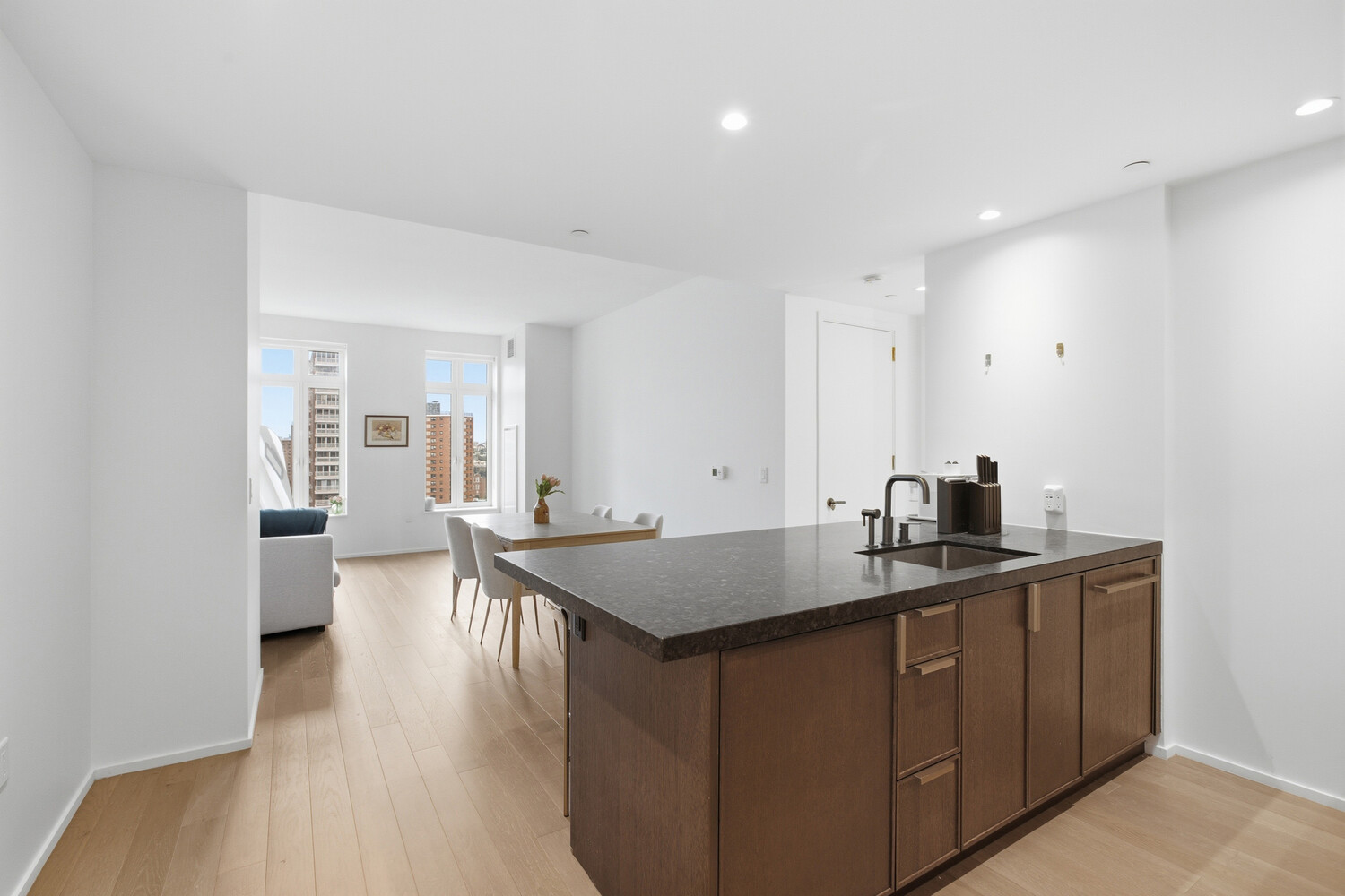 543 W 122ND Street 8B