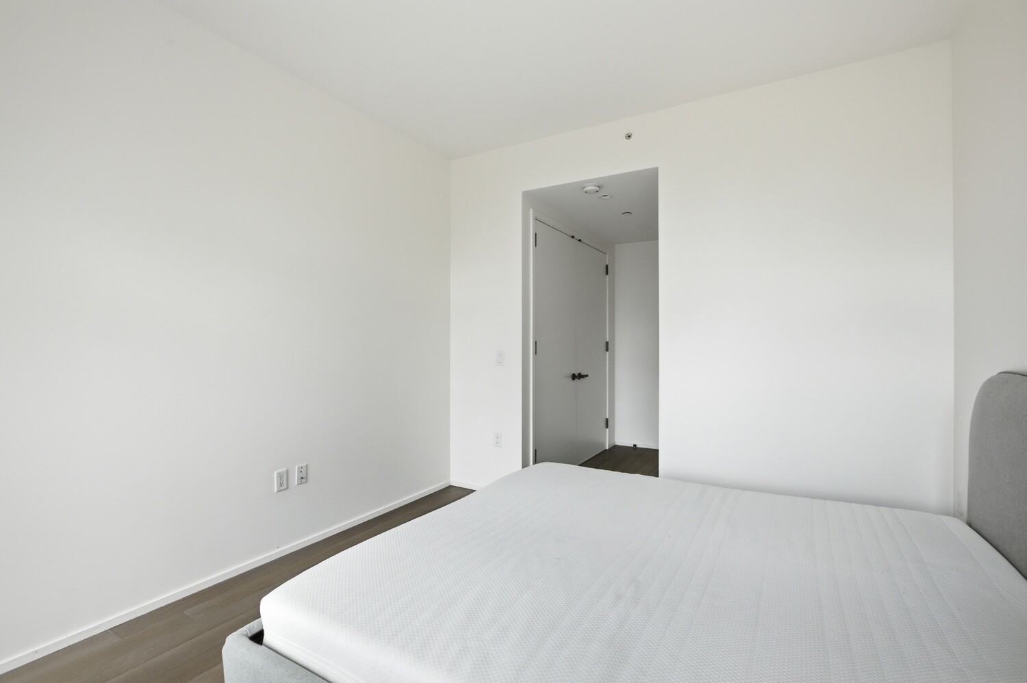 543 W 122ND Street 8B