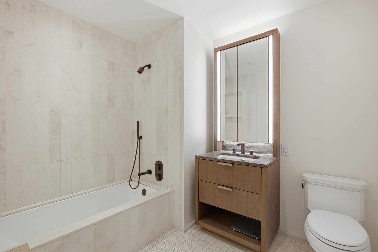 543 W 122ND Street 8B