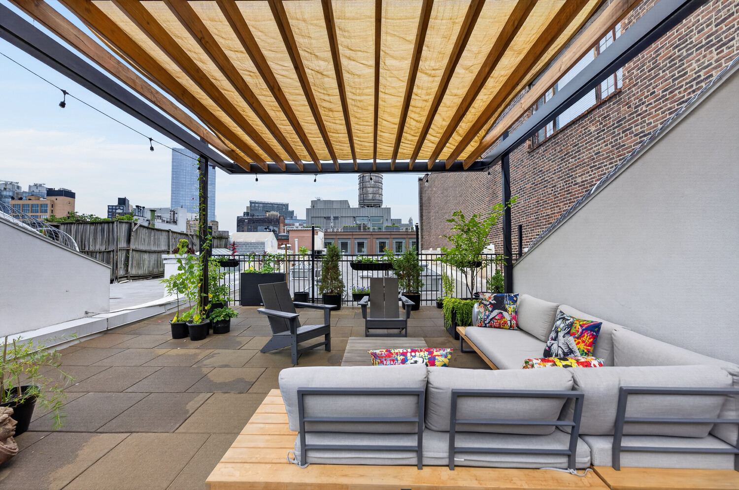 431 W BROADWAY 4