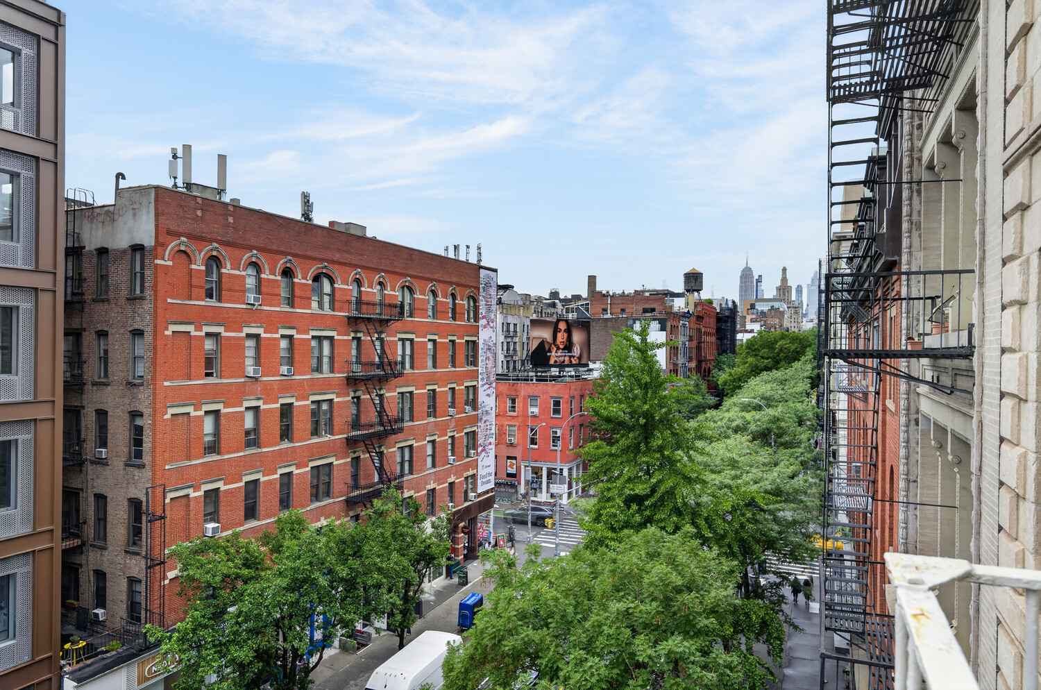 431 W BROADWAY 4