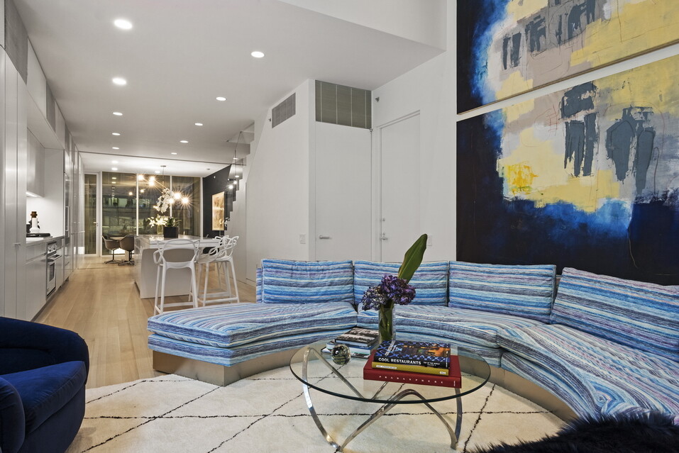 524 W 19TH Street 1A