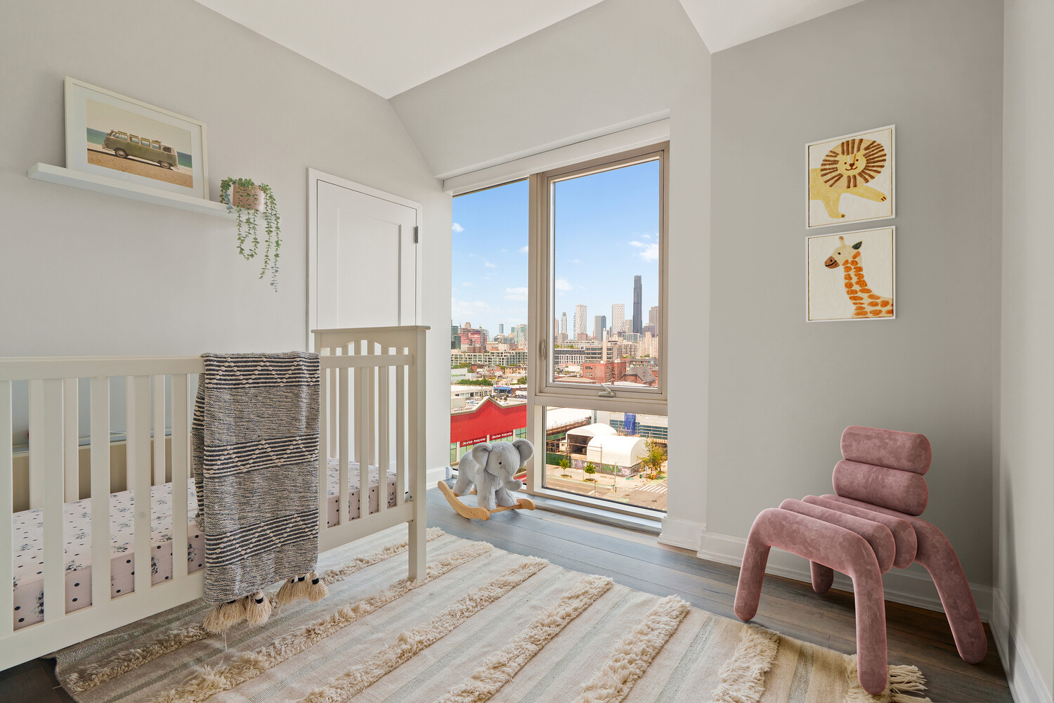 343 4TH Avenue 10G