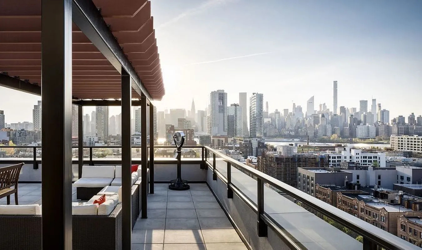 13-33 Jackson Avenue 5D