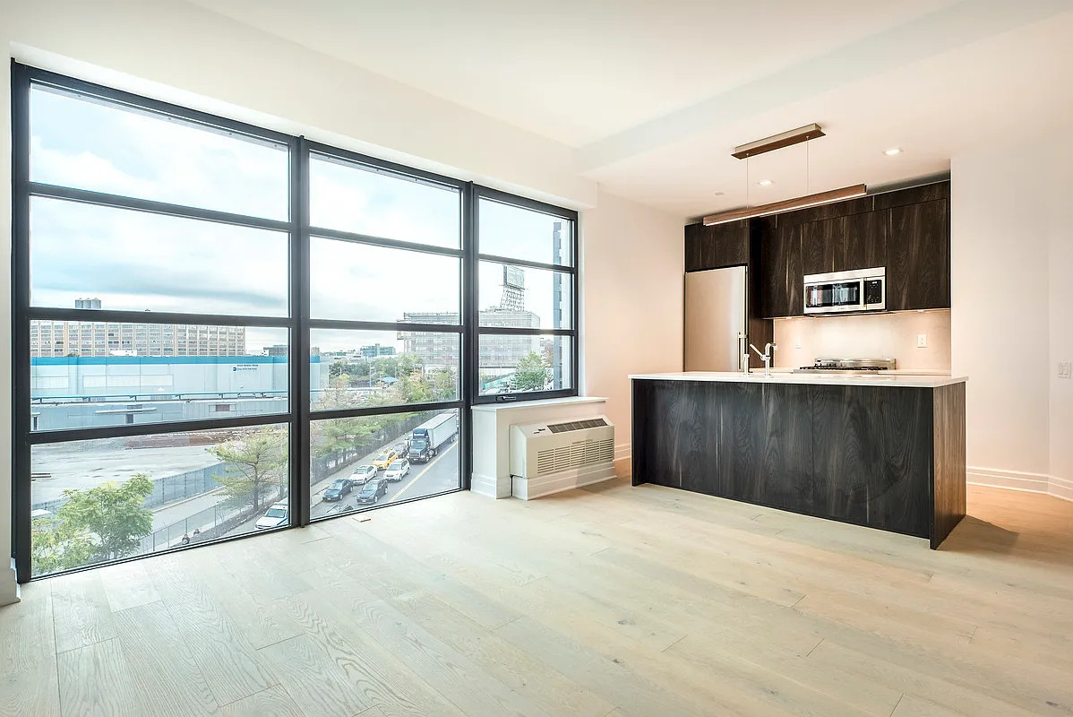 13-33 Jackson Avenue 5D