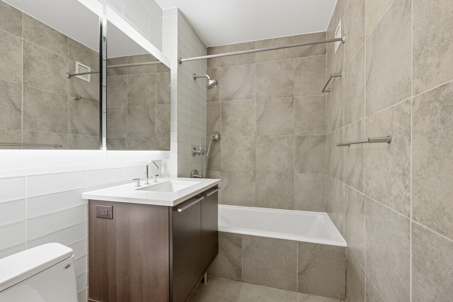 464 W 44TH Street 3H