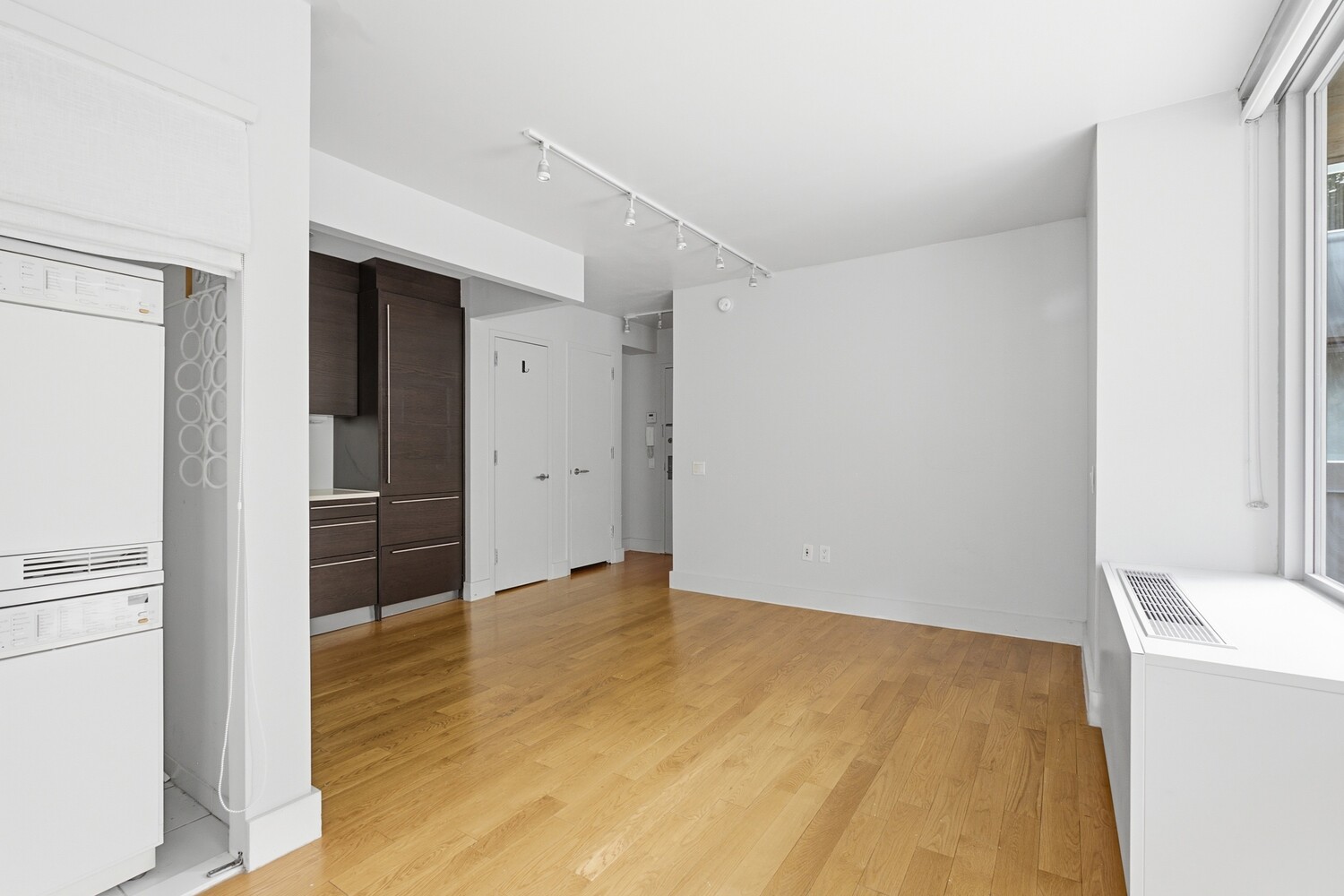 464 W 44TH Street 3H