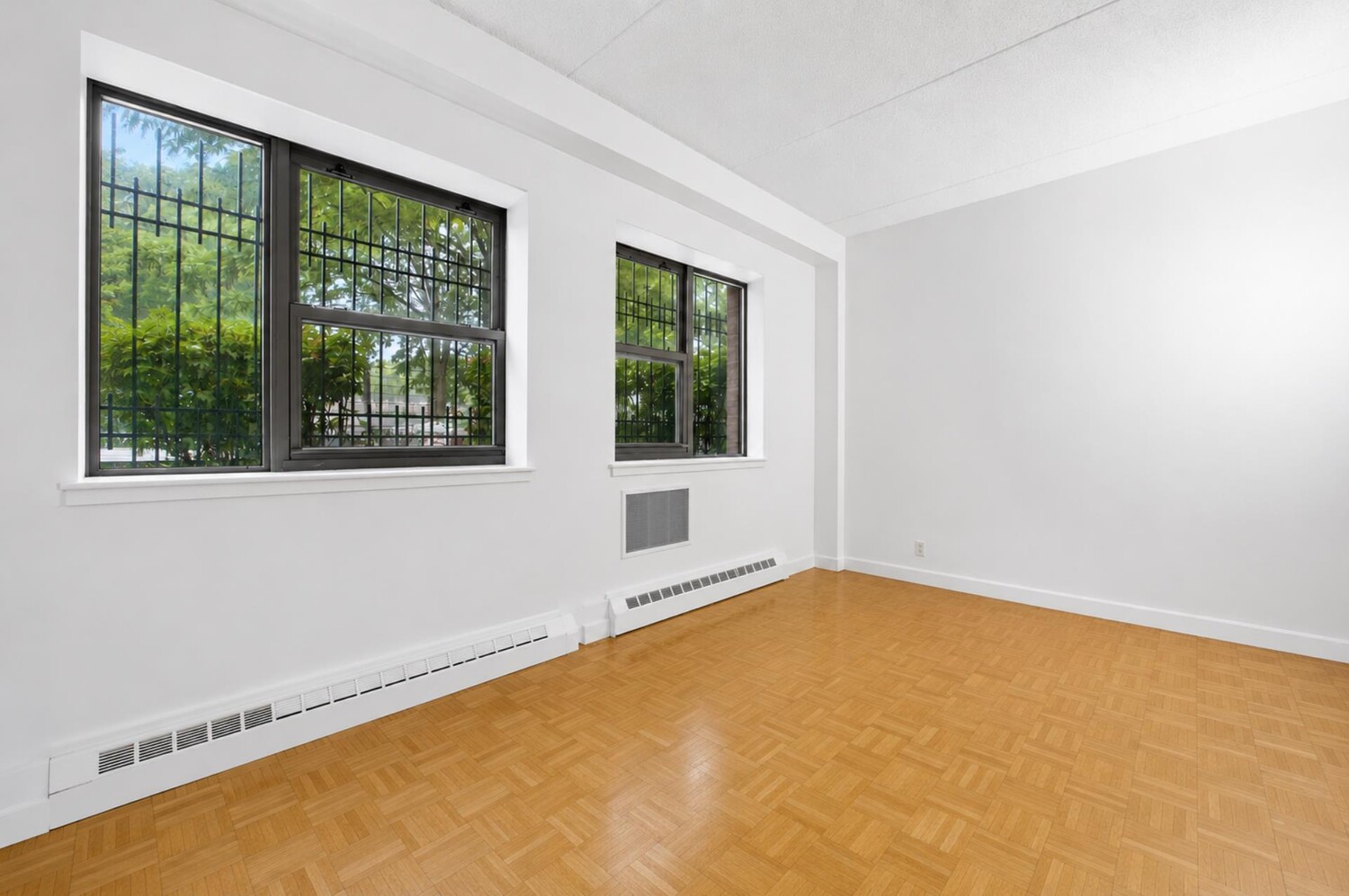 118 SCHENECTADY Avenue 109
