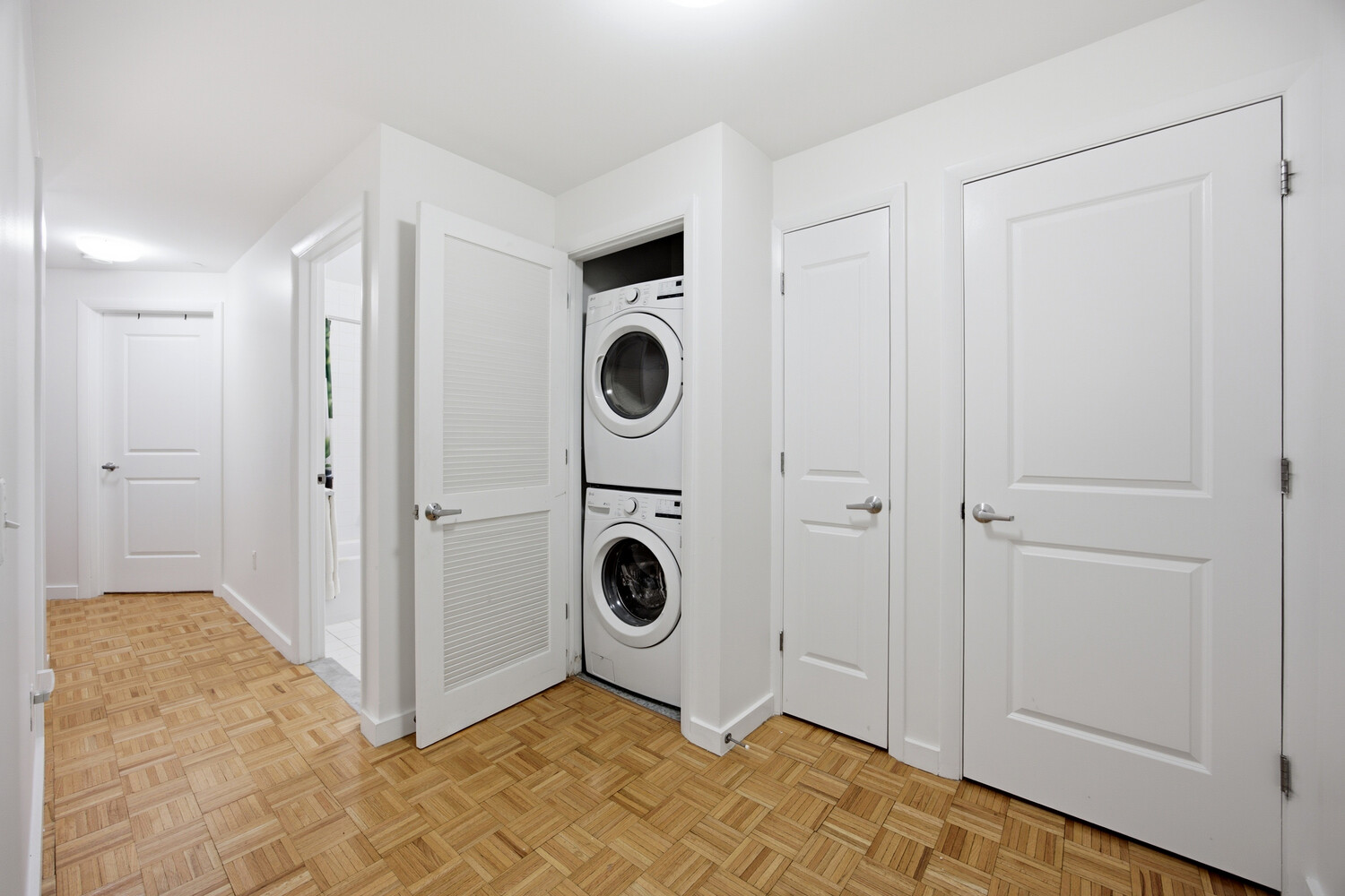 118 SCHENECTADY Avenue 109