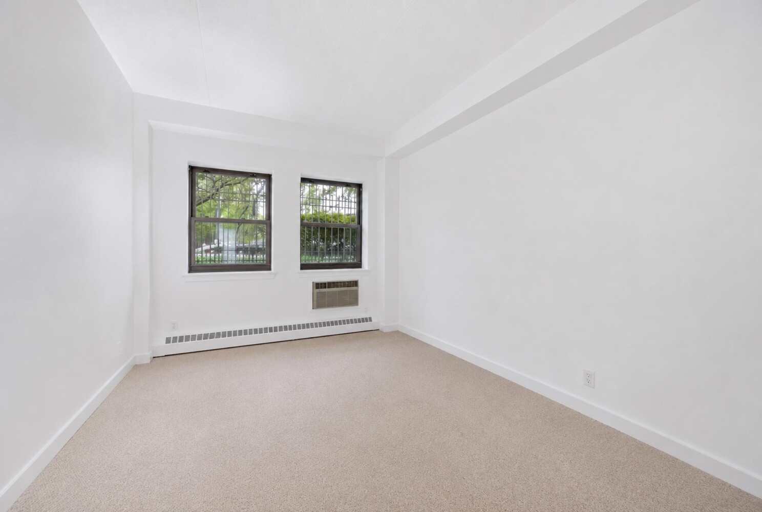 118 SCHENECTADY Avenue 109