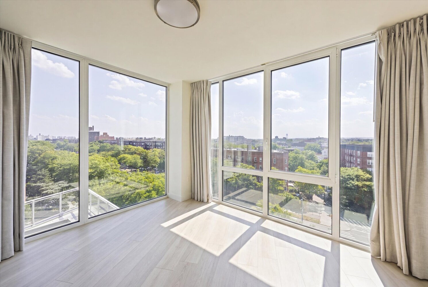 733 OCEAN Parkway 9B