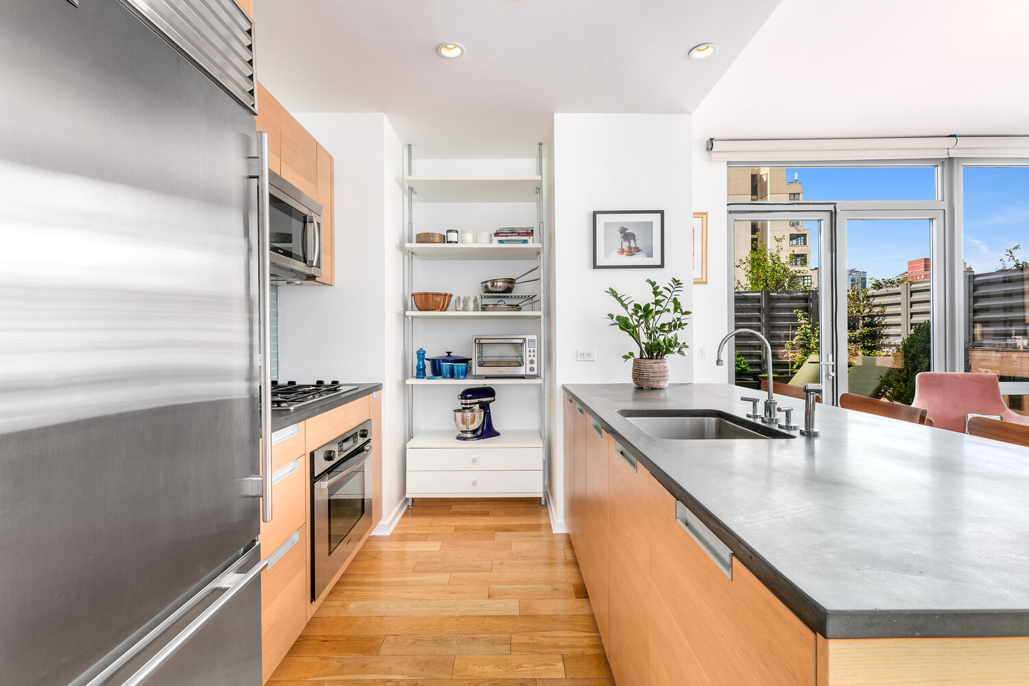 310 W 52ND Street 7H