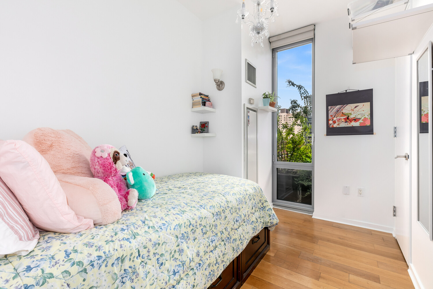 310 W 52ND Street 7H