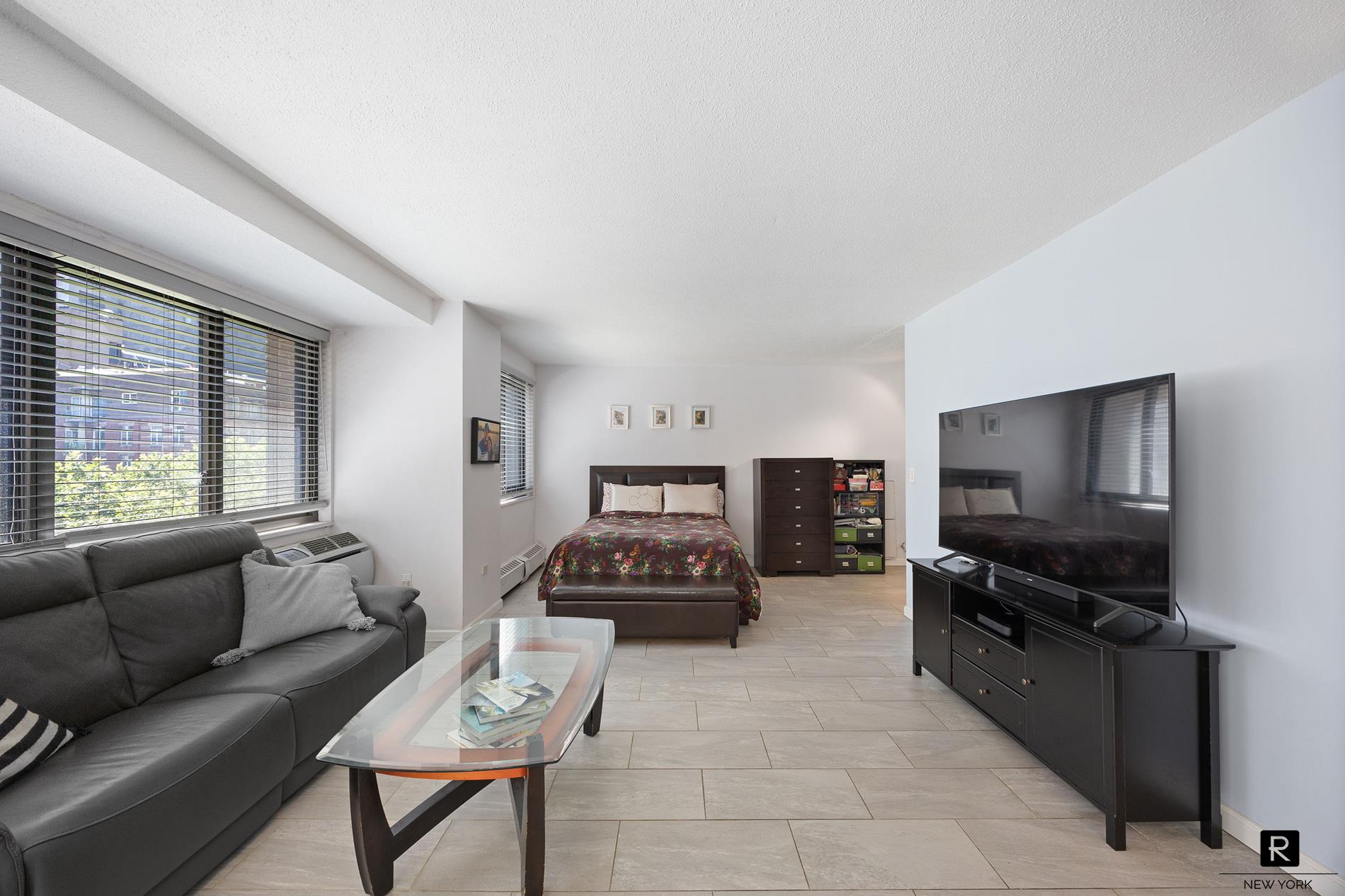77 Fulton Street 8-G
